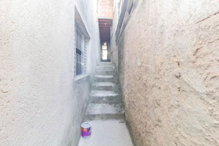 Corredor de casa para alugar com 1 quarto, 45m² em Jardim Casa Pintada, São Paulo