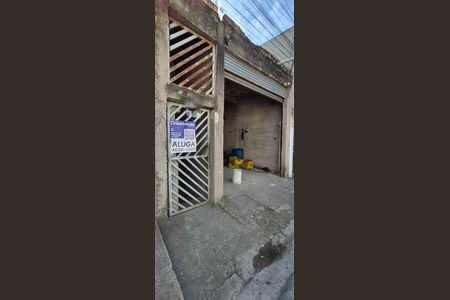 Fachada de casa para alugar com 1 quarto, 45m² em Jardim Casa Pintada, São Paulo