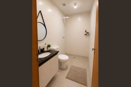 Banheiro de apartamento à venda com 1 quarto, 36m² em Vila Elze, São Paulo