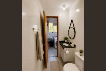 Banheiro de apartamento à venda com 1 quarto, 36m² em Vila Elze, São Paulo