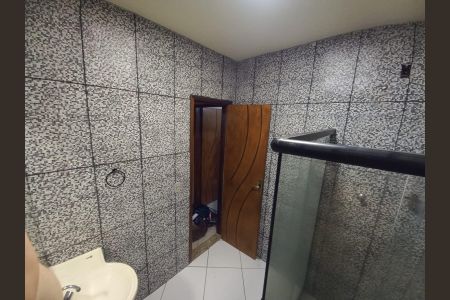 Banheiro de casa para alugar com 2 quartos, 103m² em Itaupuaçu, Maricá