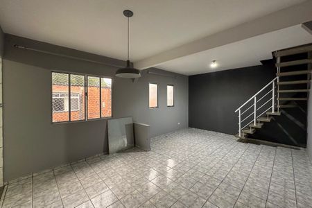 Casa para alugar com 2 quartos, 80m² em Vila Brasilina, São Paulo
