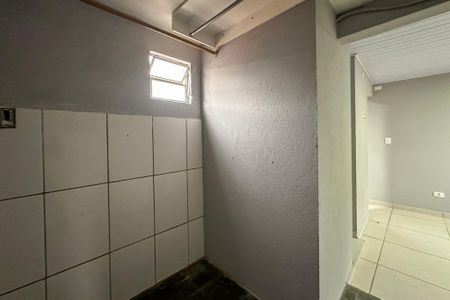 Closet da suíte de casa para alugar com 2 quartos, 80m² em Vila Brasilina, São Paulo