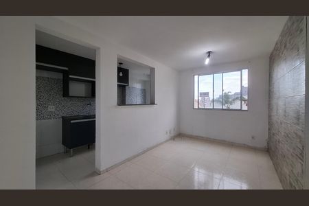 Apartamento à venda com 2 quartos, 50m² em Parque São Vicente, Santo André