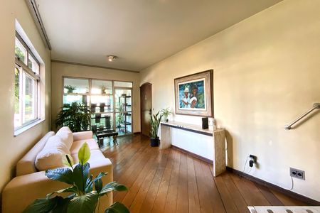 Sala de apartamento à venda com 4 quartos, 142m² em Carmo, Belo Horizonte