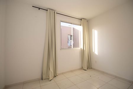 Quarto 2 de apartamento para alugar com 2 quartos, 46m² em Paranoa, Brasília