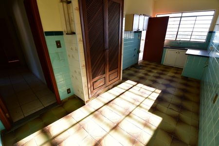 Cozinha de casa para alugar com 3 quartos, 223m² em Jardim Chapadão, Campinas