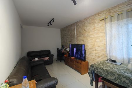 Sala Casa 2 de casa à venda com 7 quartos, 250m² em Jardim Ivana, São Paulo