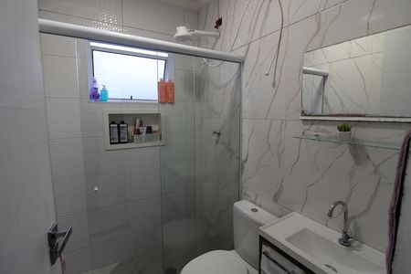 Banheiro Casa 4 de casa à venda com 7 quartos, 250m² em Jardim Ivana, São Paulo