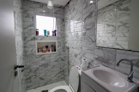 Banheiro Casa 3 de casa à venda com 7 quartos, 250m² em Jardim Ivana, São Paulo