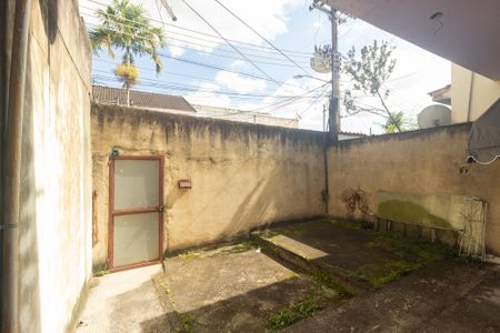 Quintal de casa para alugar com 2 quartos, 50m² em Campo Grande, Rio de Janeiro
