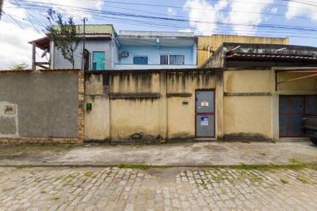 Fachada de casa para alugar com 2 quartos, 50m² em Campo Grande, Rio de Janeiro