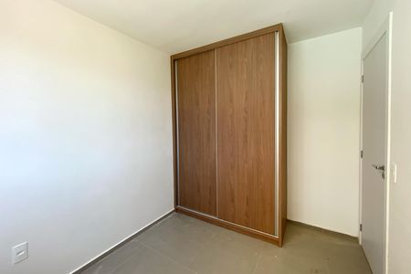 Quarto 2 de apartamento para alugar com 2 quartos, 52m² em Estoril, Belo Horizonte