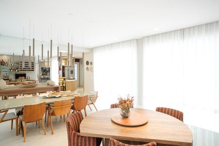 Sala de jantar de casa à venda com 4 quartos, 405m² em Jardim Sao Caetano, São Caetano do Sul