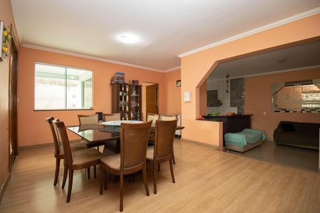 Casa à venda com 3 quartos, 360m² em Setor Habitacional Vicente Pires, Brasília