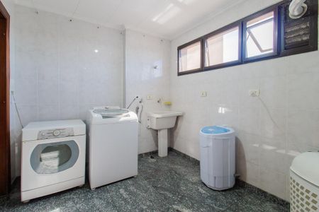 Apartamento à venda com 200m², 3 quartos e 3 vagas