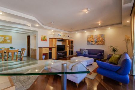 Apartamento à venda com 200m², 3 quartos e 3 vagas