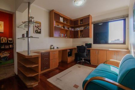 Apartamento à venda com 200m², 3 quartos e 3 vagas
