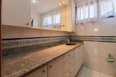 Apartamento à venda com 200m², 3 quartos e 3 vagas