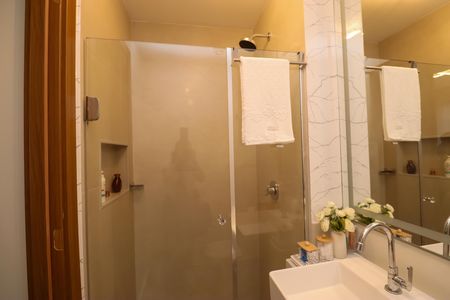 Banheiro de apartamento para alugar com 1 quarto, 25m² em Costa Azul, Salvador