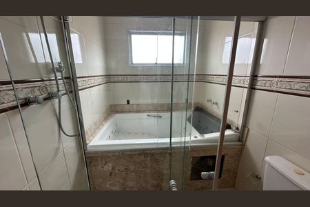 Casa de condomínio para alugar com 280m², 3 quartos e 4 vagas Casa de condomínio para alugar com 280m², 3 quartos e 4 vagasBanheiro