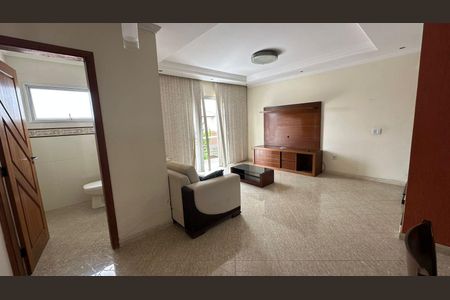 Casa de condomínio para alugar com 280m², 3 quartos e 4 vagas Casa de condomínio para alugar com 280m², 3 quartos e 4 vagasSala