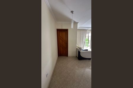 Casa de condomínio para alugar com 280m², 3 quartos e 4 vagas Casa de condomínio para alugar com 280m², 3 quartos e 4 vagasSala