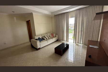 Casa de condomínio para alugar com 280m², 3 quartos e 4 vagas Casa de condomínio para alugar com 280m², 3 quartos e 4 vagasSala