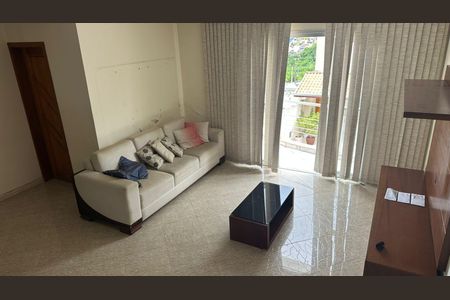Sala de casa de condomínio para alugar com 3 quartos, 280m² em Parque Santana, Mogi das Cruzes