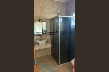 Casa de condomínio para alugar com 280m², 3 quartos e 4 vagas Casa de condomínio para alugar com 280m², 3 quartos e 4 vagasBanheiro