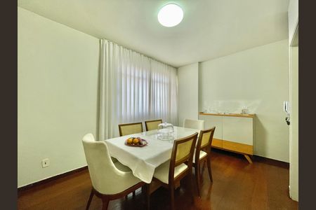 Apartamento à venda com 2 quartos, 58m² em Sion, Belo Horizonte