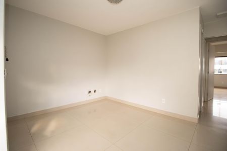 Sala de apartamento para alugar com 2 quartos, 60m² em Qrsw 8, Brasília