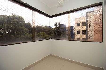Sacada de apartamento para alugar com 2 quartos, 60m² em Qrsw 8, Brasília
