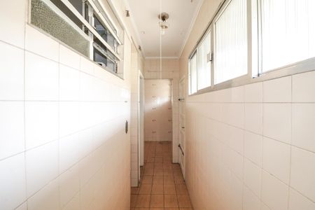 Apartamento à venda com 100m², 2 quartos e 1 vaga Apartamento à venda com 100m², 2 quartos e 1 vagaCozinha e Área de Serviço