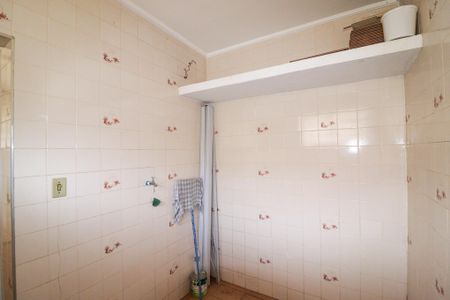 Apartamento à venda com 100m², 2 quartos e 1 vaga Apartamento à venda com 100m², 2 quartos e 1 vagaCozinha e Área de Serviço