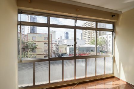 Apartamento à venda com 100m², 2 quartos e 1 vaga Apartamento à venda com 100m², 2 quartos e 1 vagaSala