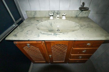 Apartamento à venda com 100m², 2 quartos e 1 vaga Apartamento à venda com 100m², 2 quartos e 1 vagaBanheiro