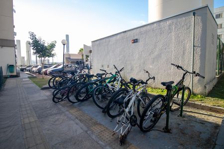Bicicletário de apartamento para alugar com 2 quartos, 40m² em Restinga, Porto Alegre