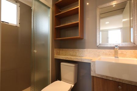 Banheiro da Suíte de apartamento para alugar com 3 quartos, 67m² em Conceição, Diadema