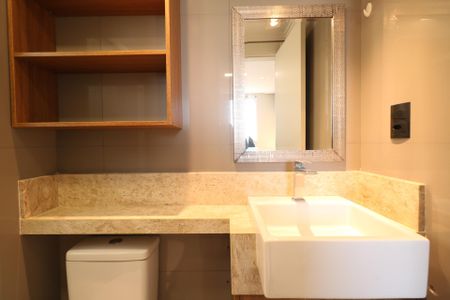 Apartamento para alugar com 67m², 3 quartos e 2 vagas Apartamento para alugar com 67m², 3 quartos e 2 vagasBanheiro da Suíte