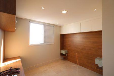 Apartamento para alugar com 67m², 3 quartos e 2 vagas Apartamento para alugar com 67m², 3 quartos e 2 vagasSuíte