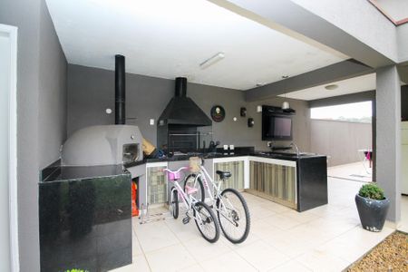 Casa de condomínio para alugar com 380m², 4 quartos e 2 vagas Casa de condomínio para alugar com 380m², 4 quartos e 2 vagasVaranda/ Churrasqueira