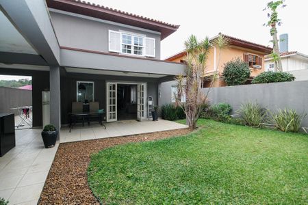 Casa de condomínio para alugar com 380m², 4 quartos e 2 vagas Casa de condomínio para alugar com 380m², 4 quartos e 2 vagasQuintal