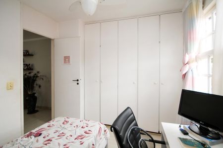 Casa de condomínio para alugar com 380m², 4 quartos e 2 vagas Casa de condomínio para alugar com 380m², 4 quartos e 2 vagasQuarto 2