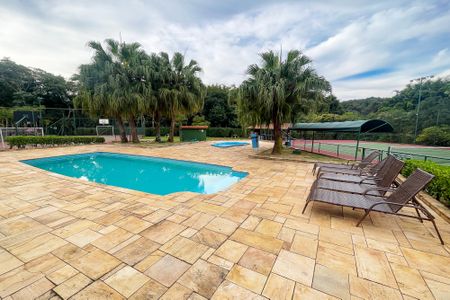 Casa de condomínio para alugar com 380m², 4 quartos e 2 vagas Casa de condomínio para alugar com 380m², 4 quartos e 2 vagasÁrea comum - Piscina