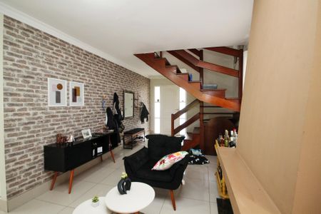 Casa de condomínio para alugar com 380m², 4 quartos e 2 vagas Casa de condomínio para alugar com 380m², 4 quartos e 2 vagasSala de Lareira