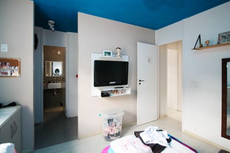 Casa de condomínio para alugar com 380m², 4 quartos e 2 vagas Casa de condomínio para alugar com 380m², 4 quartos e 2 vagasSuíte 2