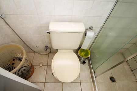Casa de condomínio para alugar com 380m², 4 quartos e 2 vagas Casa de condomínio para alugar com 380m², 4 quartos e 2 vagasBanheiro