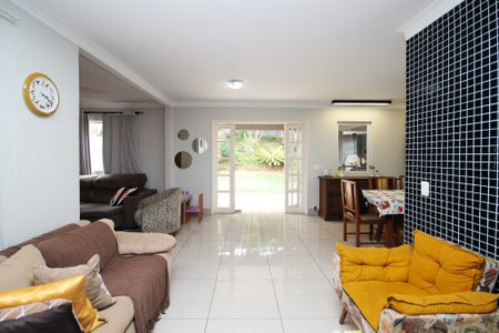 Casa de condomínio para alugar com 380m², 4 quartos e 2 vagas Casa de condomínio para alugar com 380m², 4 quartos e 2 vagasSala de Estar