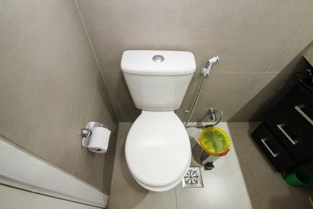 Casa de condomínio para alugar com 380m², 4 quartos e 2 vagas Casa de condomínio para alugar com 380m², 4 quartos e 2 vagasBanheiro Suíte 2